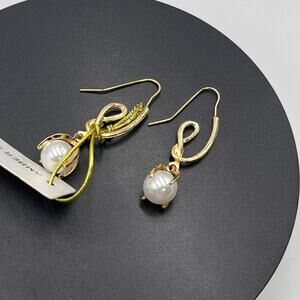 Anthropologie Amber Sceats "Lily" Long Pearl Swirl Dangle Earrings‎ New